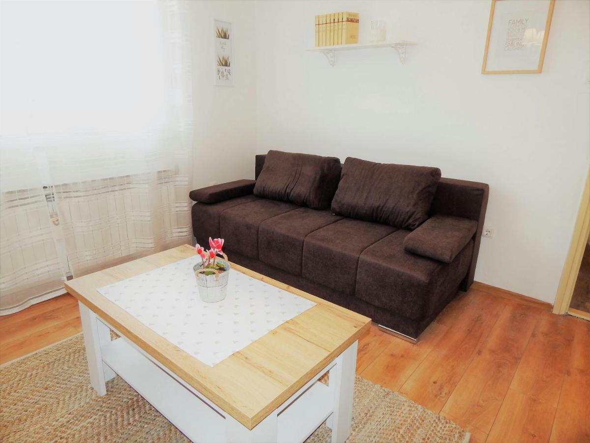 Studio Apartman Tvrtko Varaždin Eksteriør billede